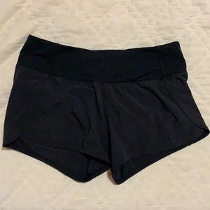 Lululemon Speed Up Short Low-Rise 2.5”